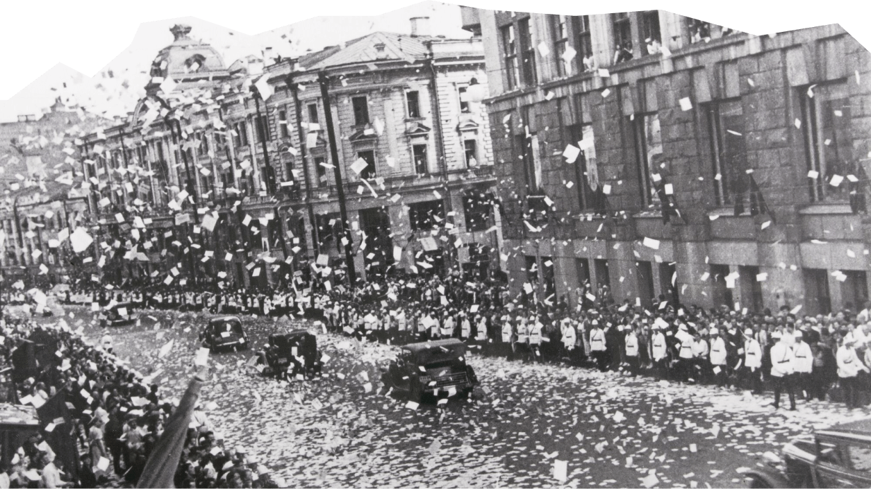 Встреча героев-чкаловцев в Москве. 1937